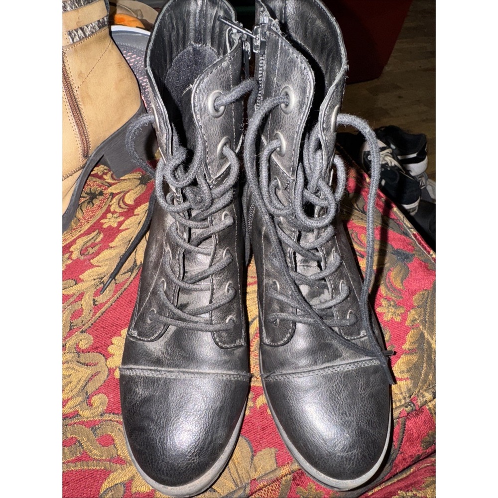 Rampage Women's 8 Black Chunky Block Heel Lace-up Combat Boots